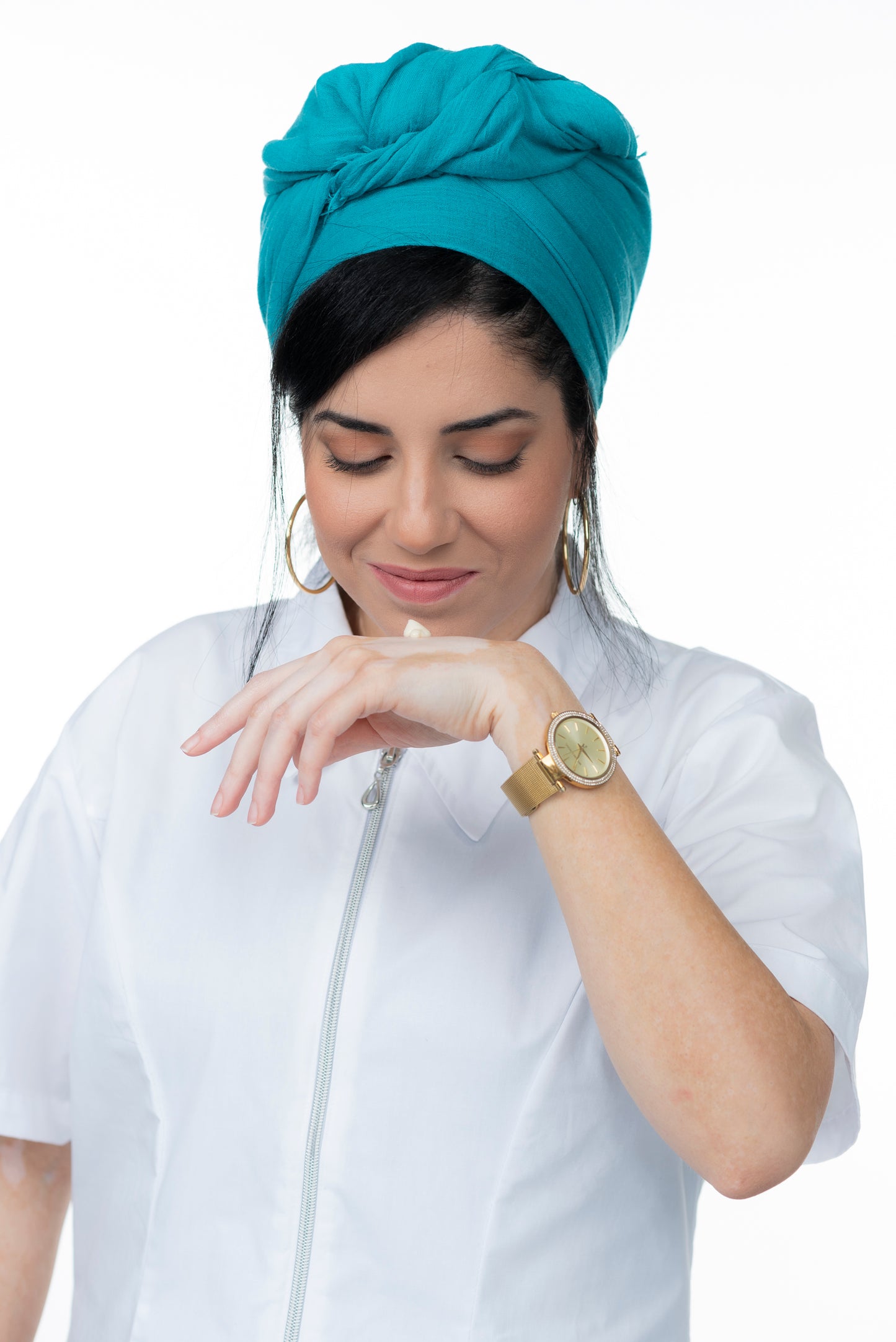 מור מנצור מריחה קרם